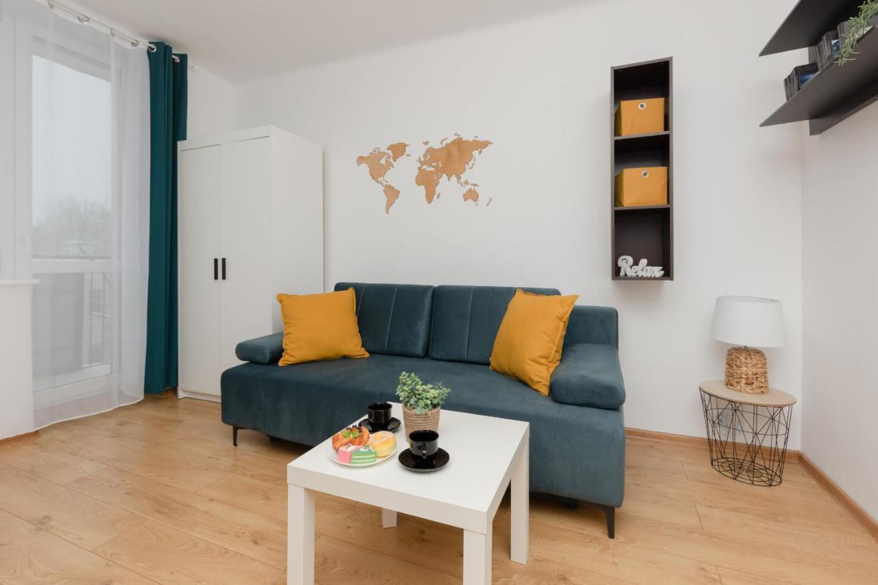 Warsaw Airport Studio Astronautow With Balcony By Renters Apartment ภายนอก รูปภาพ